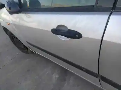 Автозапчасти б/у левая передняя дверь за ford focus familiar (cak) ffda ссылки oem iam   