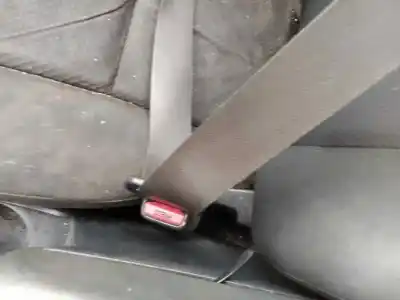 Автозапчастина б/у передній правий гачок для toyota corolla (e12) 1cdftv посилання на oem iam 