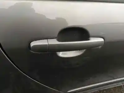 Автозапчастина б/у завнішня ручка задня права для toyota corolla (e12) 1cdftv посилання на oem iam 