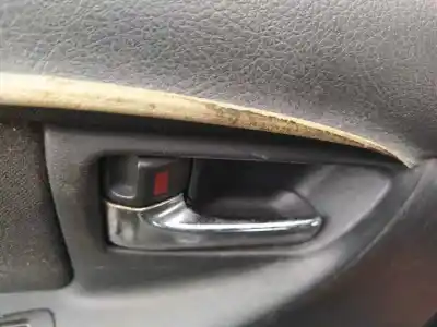 Автозапчастина б/у ліва задня внутрішня ручка для toyota corolla (e12) 1cdftv посилання на oem iam 