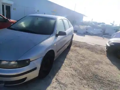 Автозапчасти б/у ЛЕВОЕ ПЕРЕДНЕЕ КРЫЛО за SEAT LEON (1M1)  ссылки OEM IAM   