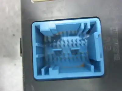 Автозапчасти б/у блок реле/предохранителей за peugeot 207/207+ (wa_, wc_) 1.4 hdi ссылки oem iam 9666951980  