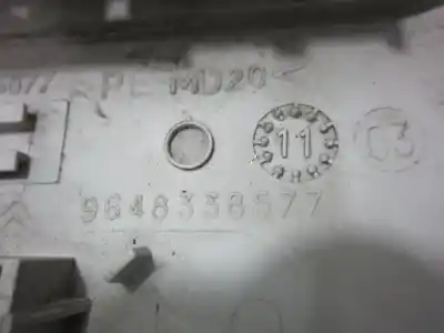 Автозапчастина б/у внутрішне світло для peugeot 207/207+ (wa_, wc_) 1.4 hdi посилання на oem iam 9648338577  