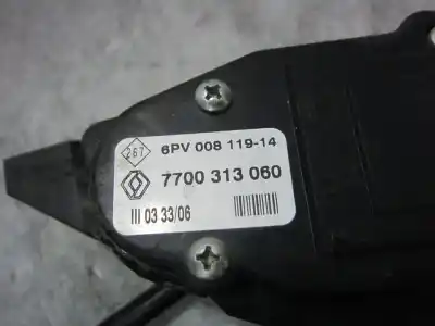 Автозапчасти б/у педальный потенциометр за renault trafic combi (ab 4.01) f9qu7 ссылки oem iam 7700313060  