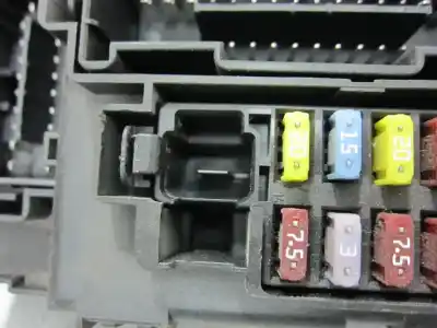 Автозапчасти б/у блок реле/предохранителей за opel corsa c [z12xep ссылки oem iam 28084929  