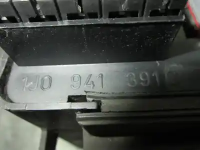 Peça sobressalente para automóvel em segunda mão caixa de fusíveis e relés por seat leon (1m1) 1.8 20v referências oem iam 1j0941391  