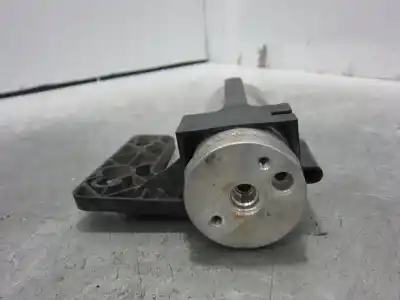 Автозапчастина б/у повітряний фільтр для chrysler voyager iv (rg, rs) 2.5 crd посилання на oem iam 32316716841  