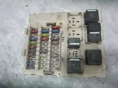 Pezzo di ricambio per auto di seconda mano scatola relè/fusibili per ford tourneo connect (tc7) tourneo connect (tc7) (2002 - 2013) riferimenti oem iam 2t1t14a073bd