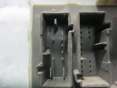 Автозапчасти б/у блок реле/предохранителей за ford tourneo connect (tc7) tourneo connect (tc7) (2002 - 2013) ссылки oem iam 2t1t14a073bd  