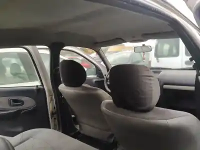 Piesă de schimb auto la mâna a doua  pentru RENAULT CLIO II FASE II (B/CB0) D7F720 Referințe OEM IAM   