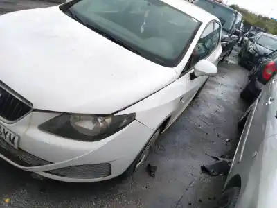 Gebrauchtes Autoersatzteil Kotflügel vorne links zum SEAT IBIZA BERLINA (6J5)  OEM-IAM-Referenzen   