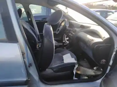 Автозапчастина б/у ЦЕНТРАЛЬНА КОНСОЛЬ для PEUGEOT 206  Посилання на OEM IAM   