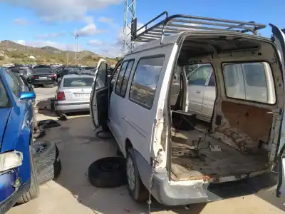 Pièce détachée automobile d'occasion ESSIEU ARRIÈRE pour NISSAN VANETTE CARGO (HC23)  Références OEM IAM   