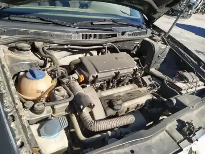 Автозапчастина б/у ДВИГУН КОМПЛЕКТ для VOLKSWAGEN GOLF IV BERLINA (1J1)  Посилання на OEM IAM   