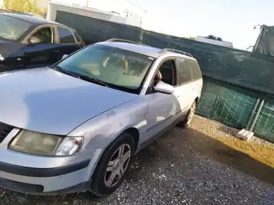 Second-hand car spare part left front door for volkswagen passat b5 variant (3b5) 1.9 tdi oem iam references 