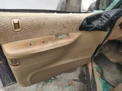 Peça sobressalente para automóvel em segunda mão botão / interruptor elevador vidro dianteiro esquerdo por chrysler voyager (rg) daimler chrysler 7b ó 2.4l referências oem iam 