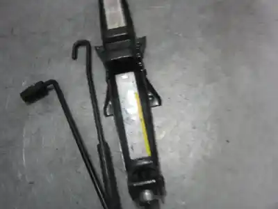 Pièce détachée automobile d'occasion cric hydraulique pour volkswagen tiguan (ad1) cua références oem iam 5qf011031  