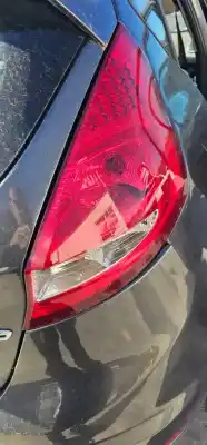 Автозапчасти б/у правый задний фонарь за ford fiesta (cnn) snjb ссылки oem iam 