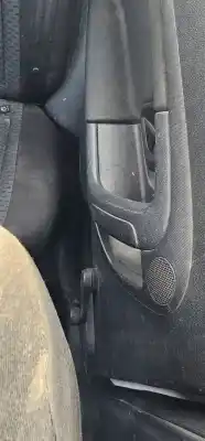 Pezzo di ricambio per auto di seconda mano MANIGLIA ALZACRISTALLI POSTERIORE SINISTRO per SKODA FABIA (5J2 )  Riferimenti OEM IAM   