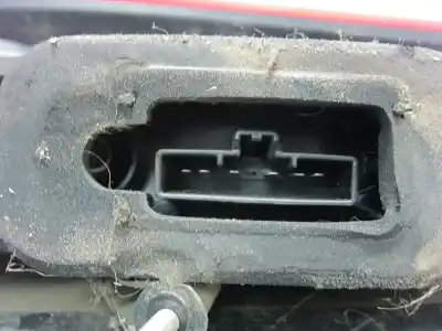 Автозапчастина б/у правий ліхтар для ford focus c-max (cap) d-g8da посилання на oem iam 02s1012a00  