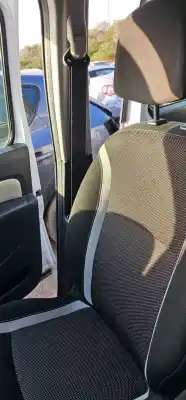 Автозапчасти б/у правый передний ремень безопасности за renault kangoo ii (f/kw0) k9kb6 ссылки oem iam 
