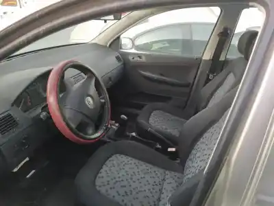 Recambio de automóvil de segunda mano de CINTURON SEGURIDAD DELANTERO IZQUIERDO para SKODA FABIA (6Y2/6Y3)  referencias OEM IAM   