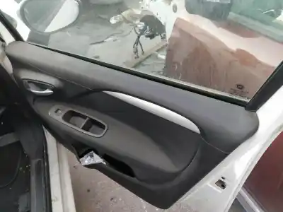 Автозапчастина б/у замок передній праві двері для fiat iii punto (199) 1.2 посилання на oem iam 