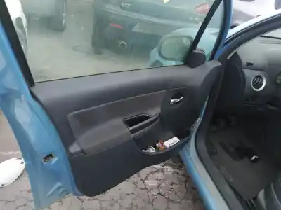 Автозапчасти б/у ОБИВКА ЛЕВОЙ ПЕРЕДНЕЙ ДВЕРИ за CITROEN C3 I (FC_, FN_)  ссылки OEM IAM   