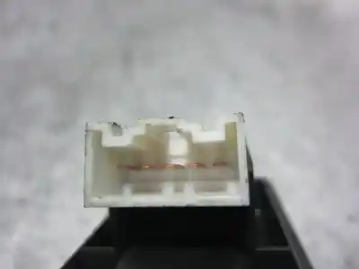 Piesă de schimb auto la mâna a doua panou comandã geamuri electrice fatã partea din dreapta pentru suzuki ignis rm (mh) z13dt referințe oem iam 76b816r  