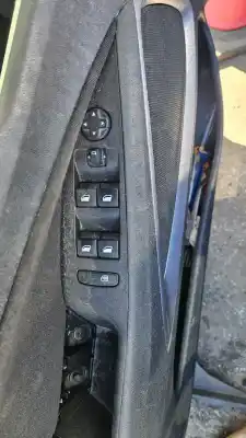 Автозапчастина б/у передні вікний вмикач для opel crossland x / crossland (p17, p2qo) 1.2 (75) посилання на oem iam 