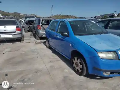 Pezzo di ricambio per auto di seconda mano PARAFANGO ANTERIORE DESTRO per SKODA FABIA (6Y2/6Y3)  Riferimenti OEM IAM   