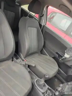 Автозапчасти б/у левое переднее сидение за opel corsa d (s07) 1.4 (l08, l68) ссылки oem iam 