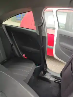 Автозапчастина б/у ПЕРЕДНІЙ ЛІВИЙ РЕМІН БЕЗПЕКИ для OPEL CORSA D (S07)  Посилання на OEM IAM   