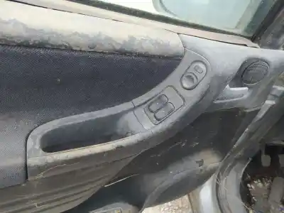 Автозапчасти б/у выключатель левого переднего окна за opel zafira b a17dtj ссылки oem iam 