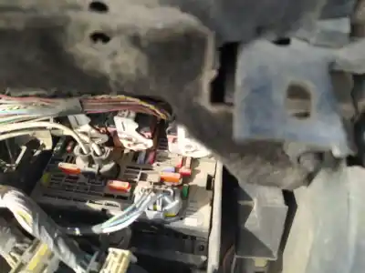 Peça sobressalente para automóvel em segunda mão caixa de fusíveis e relés por citroen c4 picasso 1.5 blue-hdi fap referências oem iam 