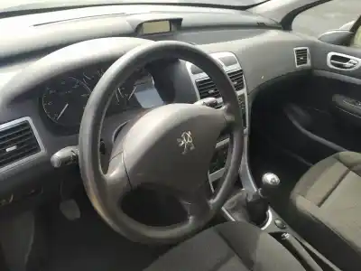 Автозапчасти б/у руль за peugeot 307 break/ sw (s2) 9hydv6ted4 ссылки oem iam 
