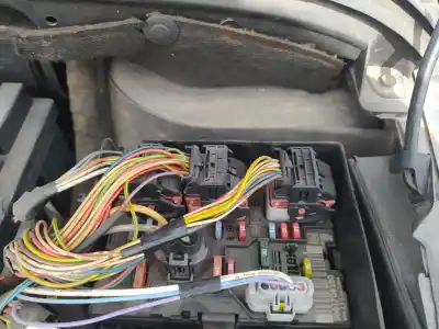 Автозапчасти б/у блок реле/предохранителей за peugeot 307 break/ sw (s2) 9hydv6ted4 ссылки oem iam 