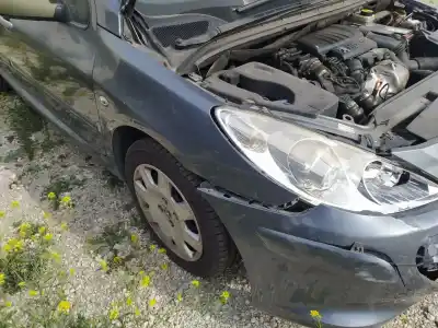 Автозапчасти б/у переднее правое крыло за peugeot 307 break/ sw (s2) 9hydv6ted4 ссылки oem iam 