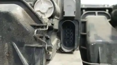 Автозапчасти б/у левая фара за audi a4 b6 (8e2) 1.9 tdi ссылки oem iam 8e0941003f  