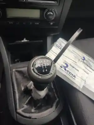 Автозапчастина б/у передач для seat ibiza (6l1) ibiza 6l1 посилання на oem iam 