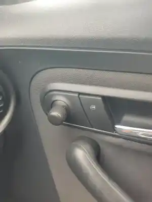 Автозапчастина б/у передній правий віконний вимикач для seat ibiza (6l1) ibiza 6l1 посилання на oem iam 