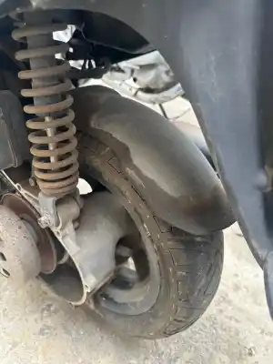Автозапчастина б/у арка заднього права для piaggio (vespa) zip * посилання на oem iam   