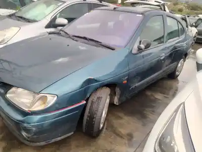 Автозапчасти б/у ПЕРЕДНИЙ БАМПЕР за RENAULT MEGANE I CLASSIC (LA0/1_)  ссылки OEM IAM   