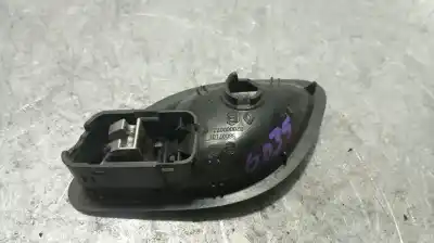Автозапчасти б/у внутри передней правой ручки за renault laguna ii (bg0/1_) 2.2 dci (bg0f) ссылки oem iam 8200000724  