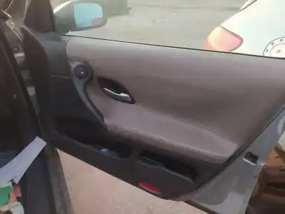 Peça sobressalente para automóvel em segunda mão BOTÃO / INTERRUPTOR ELEVADOR VIDRO DIANTEIRO DIREITO por RENAULT LAGUNA II (BG0/1_)  Referências OEM IAM    Peça sobressalente para automóvel em segunda mão BOTÃO / INTERRUPTOR ELEVADOR VIDRO DIANTEIRO DIREITO por RENAULT LAGUNA II (BG0/1_)  Referências OEM IAM