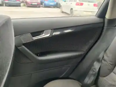 Автозапчасти б/у ОБИВКА ЗАДНЕЙ ПРАВОЙ ДВЕРИ за AUDI A3 SPORTBACK (8PA)  ссылки OEM IAM   