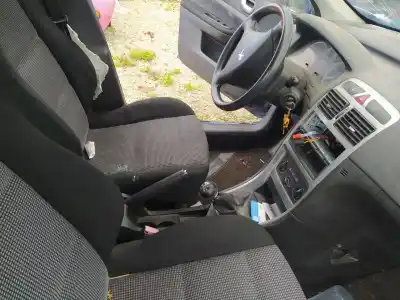 Pezzo di ricambio per auto di seconda mano console centrale per peugeot 307 (s1) rhsdw10ated riferimenti oem iam 