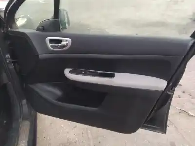 Автозапчастина б/у обработка передніх правіх дверей для peugeot 307 (s1) rhsdw10ated посилання на oem iam   