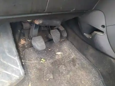 Pezzo di ricambio per auto di seconda mano pedale della frizione per peugeot 307 (s1) rhsdw10ated riferimenti oem iam 