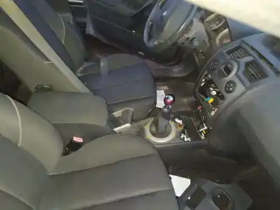 Pièce détachée automobile d'occasion CONSOLE CENTRALE pour RENAULT MEGANE II CLASSIC BERLINA  Références OEM IAM   